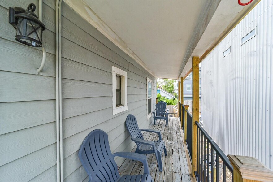 More Photos Of 543 Studewood St, Houston Specialty For Sale