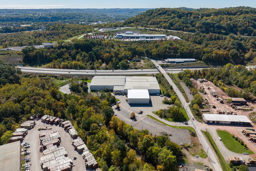 Primary Photo Of 22 Rich Hill Rd, Cheswick Sports And Entertainment For Sale