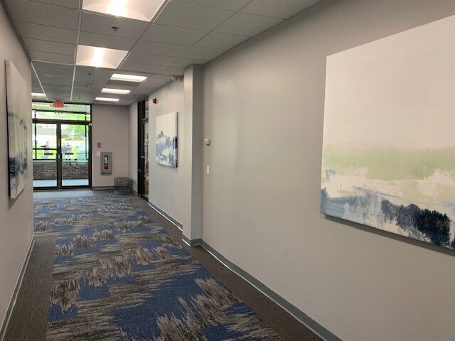 More Photos Of 950 New Loudon Rd, Latham Office For Lease