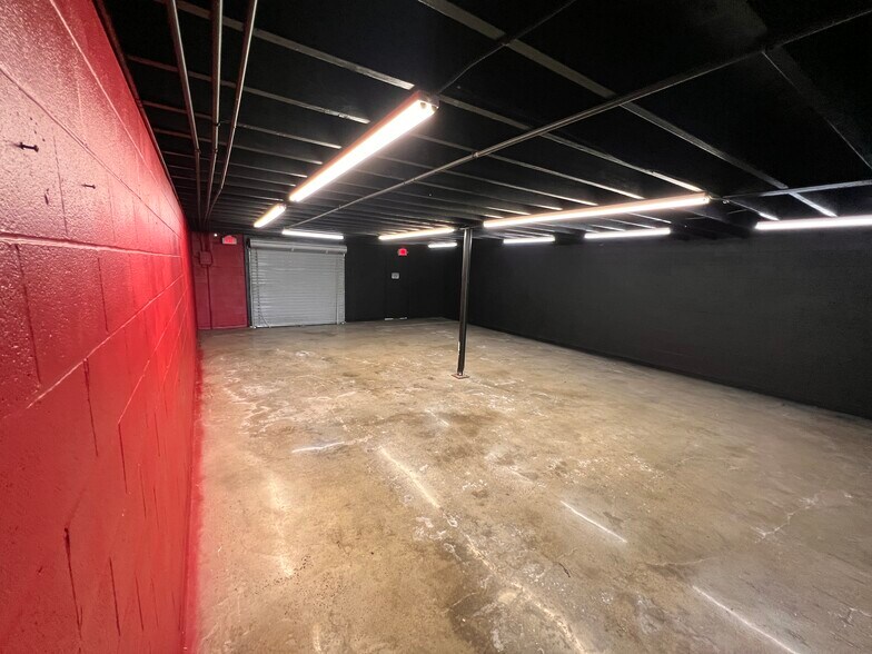 More Photos Of 1710 Texas Ave, Texas City General Retail For Sale