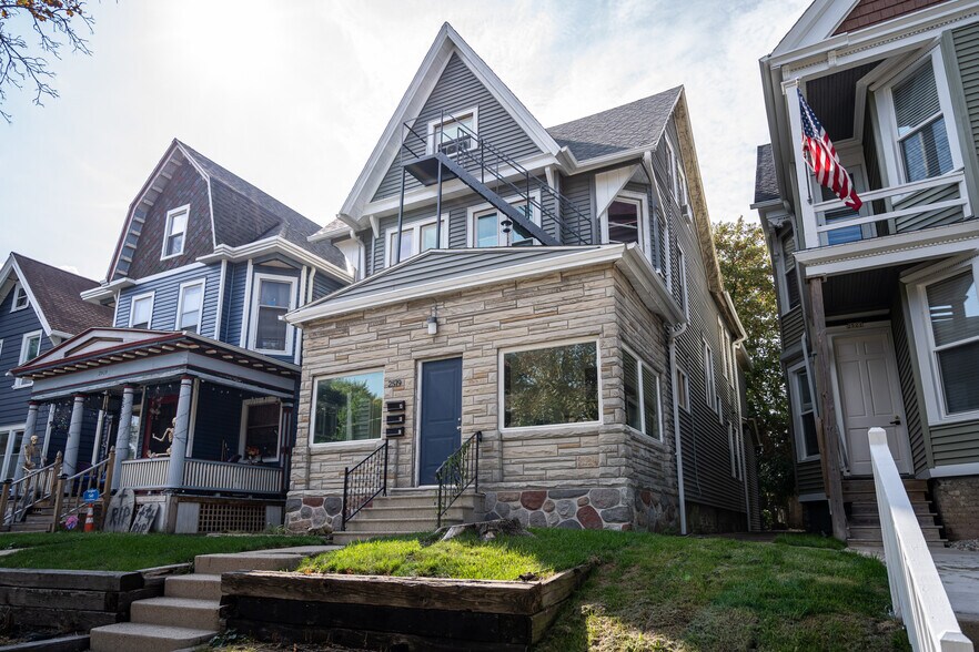 More Photos Of 2519 N Murray Ave, Milwaukee Apartments For Sale