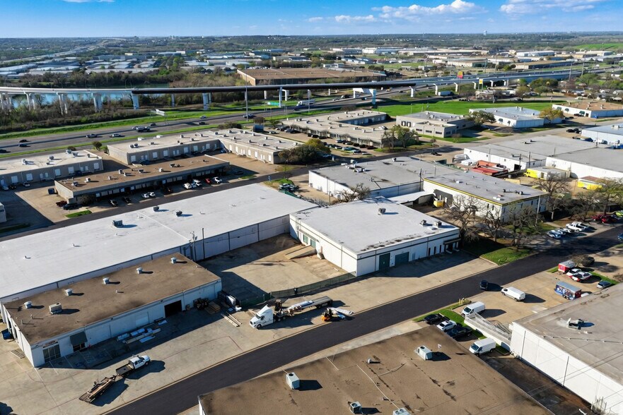 More Photos Of 7436 Tower St, Fort Worth Manufacturing For Sale