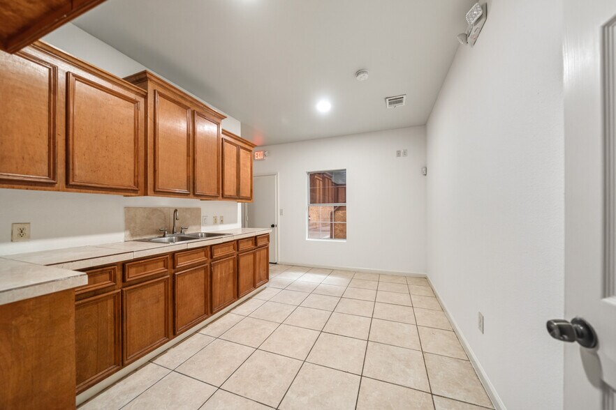 More Photos Of 6737 FM 362, Brookshire Warehouse For Lease