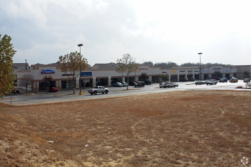 More Photos Of 15150 Nacogdoches Rd, San Antonio Unknown For Lease