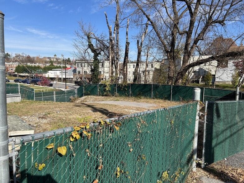 More Photos Of 1311 Cox St, Baltimore Warehouse For Sale