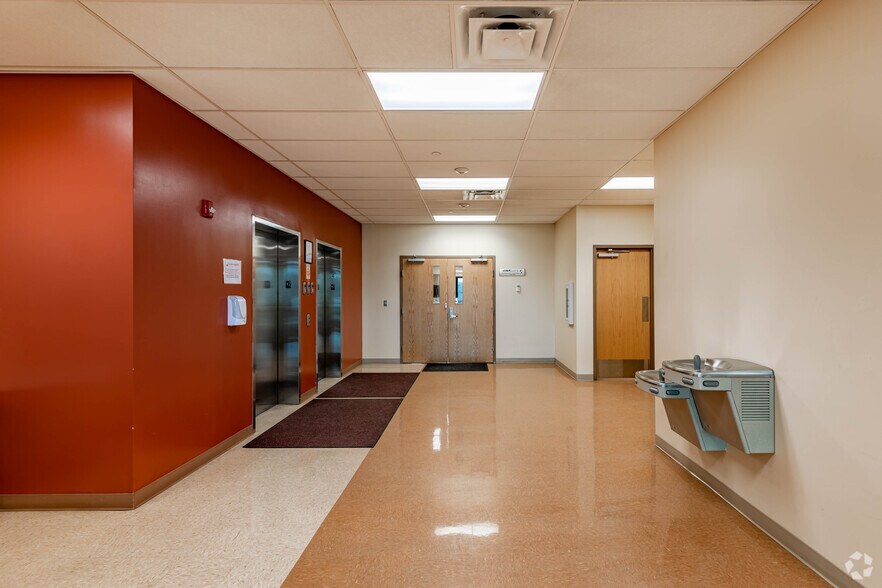 More Photos Of 5000 NASA Blvd, Fairmont Office For Lease