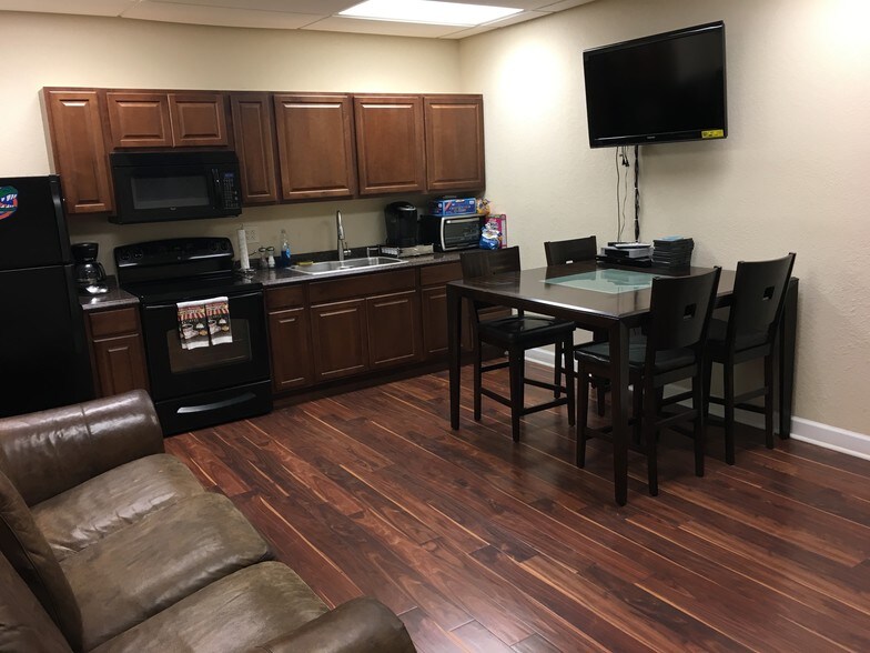 More Photos Of 3380 NW 151st Ter, Miami Warehouse For Sale