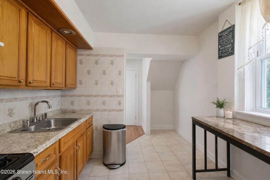 More Photos Of 2854 Kingsbridge Ter, Bronx Multifamily For Sale