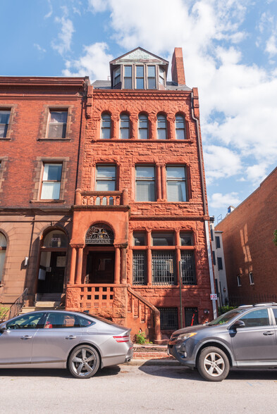 Primary Photo Of 823 Park Ave, Baltimore Apartments For Sale