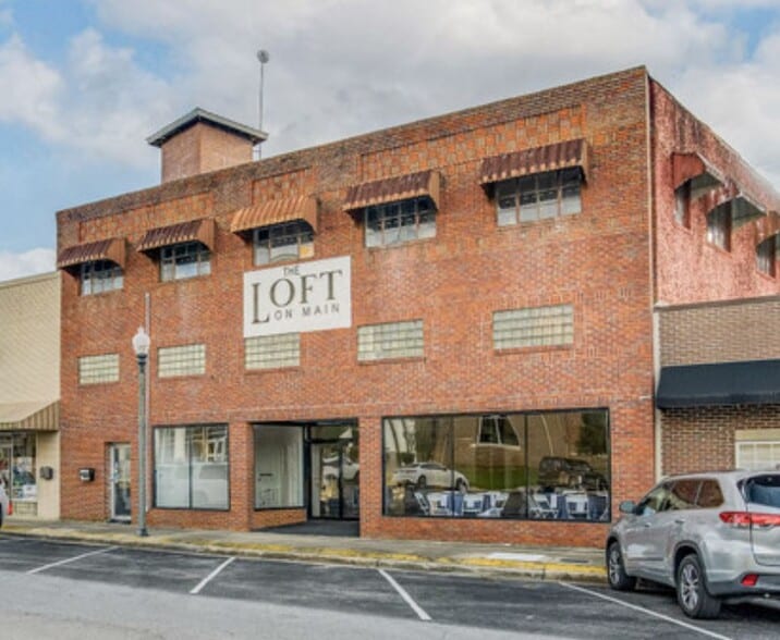 More Photos Of 544 N Main St, Crestview Storefront Retail Office For Sale