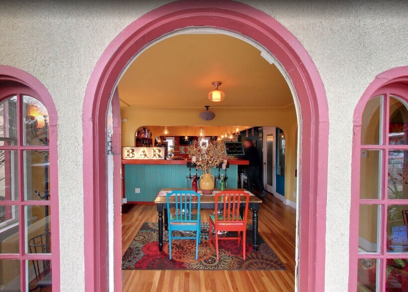More Photos Of 146 Vassar St, Reno Freestanding For Sale