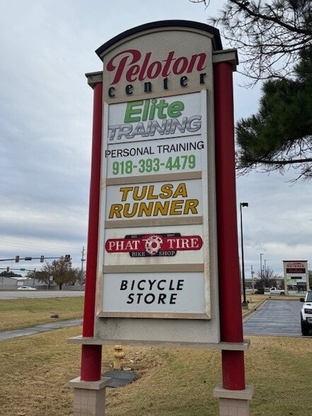 More Photos Of 9708 S Riverside Dr, Tulsa General Retail For Sale