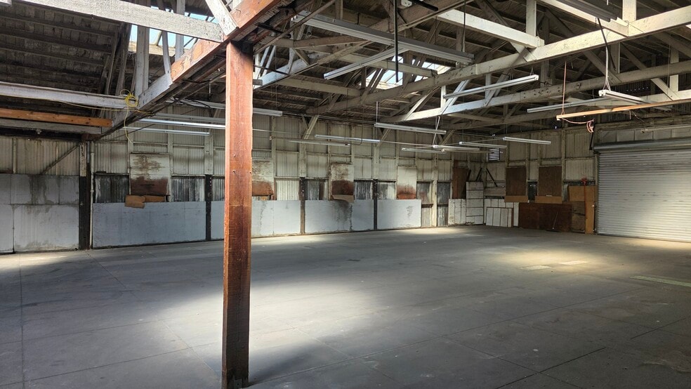 More Photos Of 155 W Commercial St, Pomona Unknown For Lease