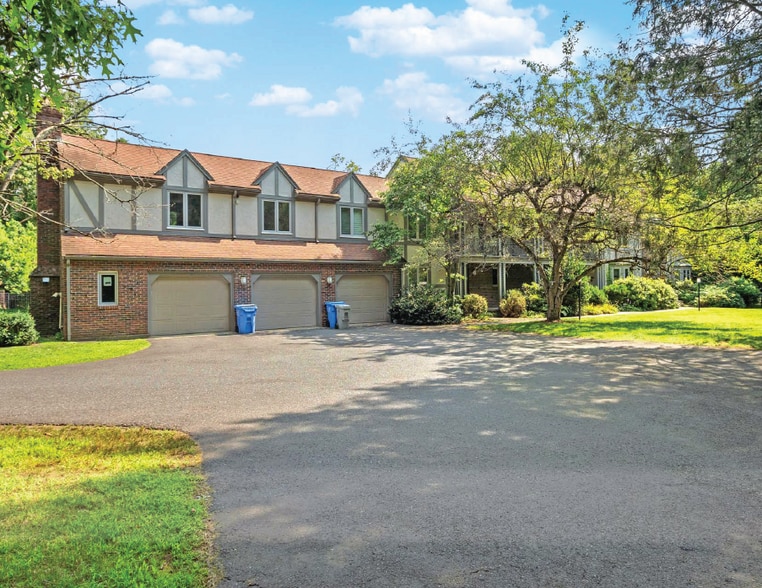Primary Photo Of 263 South St, Holliston Apartments For Sale