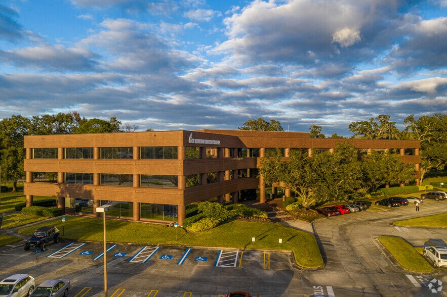 More Photos Of 9950 Princess Palm Ave, Tampa Office For Sale