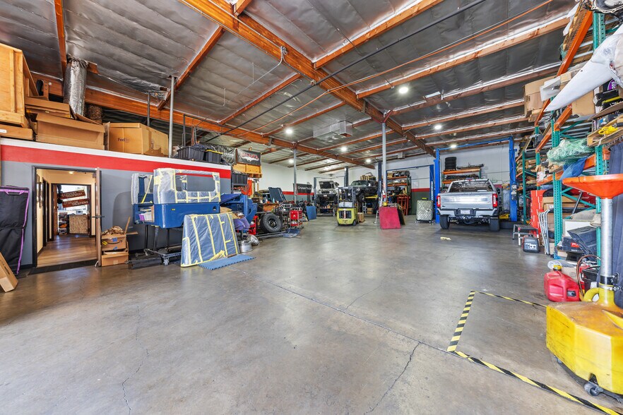More Photos Of 23282 Peralta Dr, Laguna Hills Warehouse For Sale