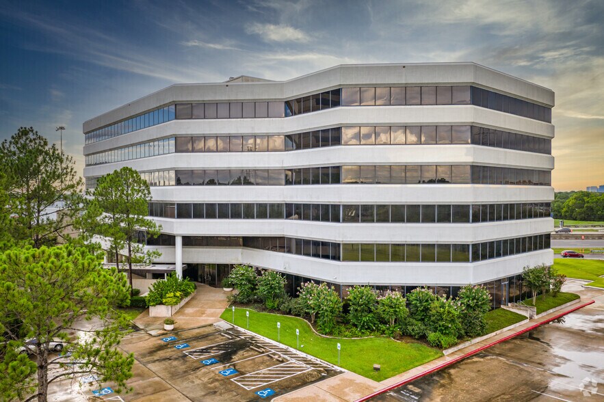 Primary Photo Of 9301 Southwest Fwy, Houston Office For Sale