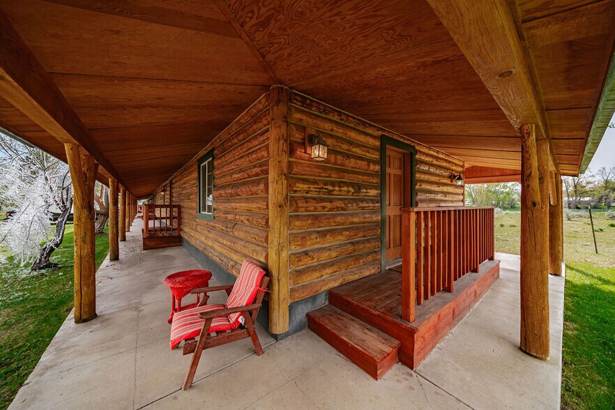 More Photos Of 3427 Swan Valley Hwy, Irwin Hotel For Sale