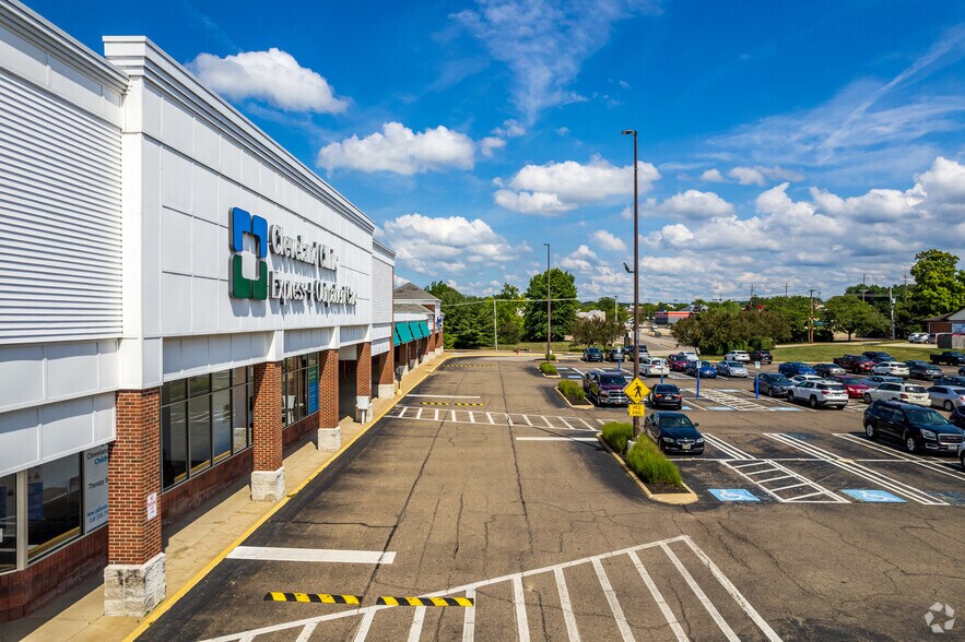 More Photos Of 837-887 Graham Rd, Stow Unknown For Lease