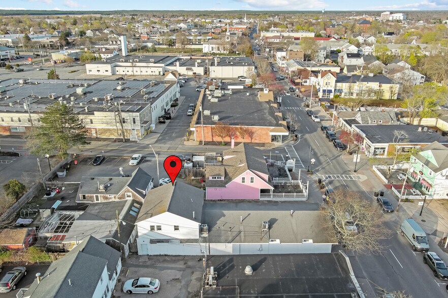 More Photos Of 574 Main St, Hyannis Storefront Retail Residential For Sale
