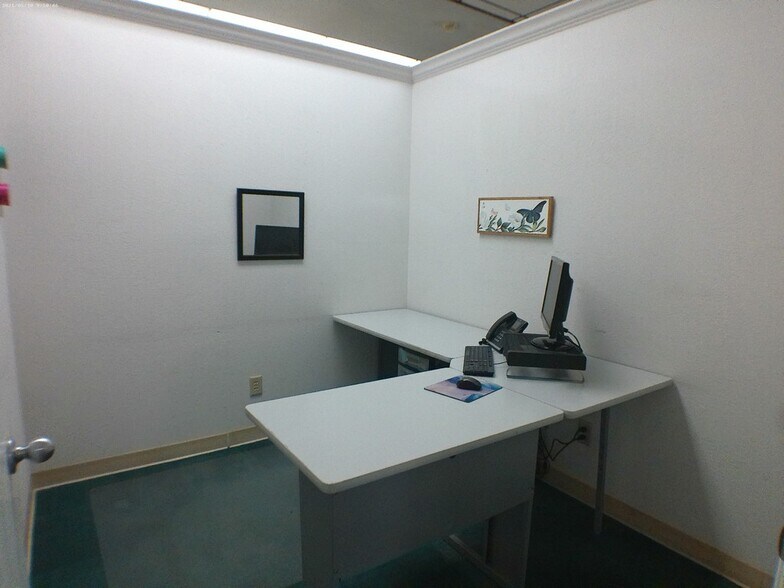 More Photos Of 603 N 8th St, Killeen Office For Sale