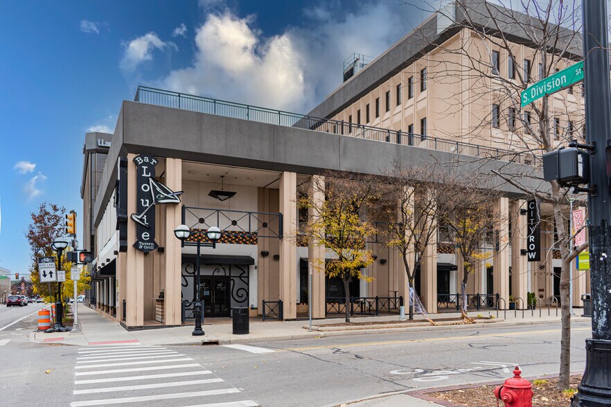 More Photos Of 401-407 E Liberty St, Ann Arbor Office For Sale