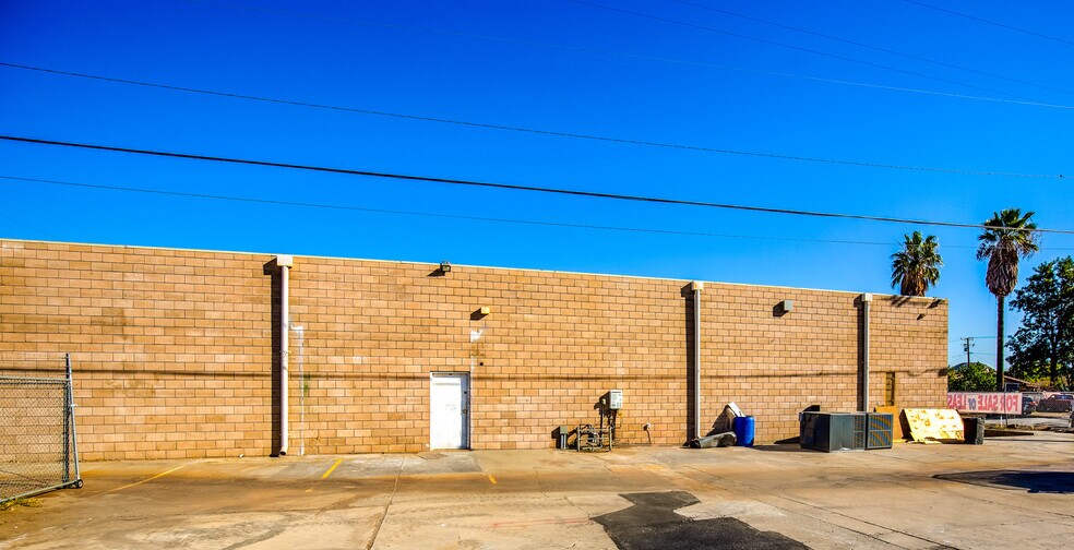 More Photos Of 18738 5th St, Bloomington Industrial For Sale