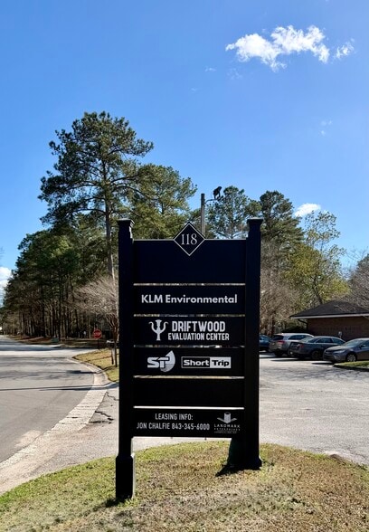 More Photos Of 118 Springhall Dr, Goose Creek Medical For Lease