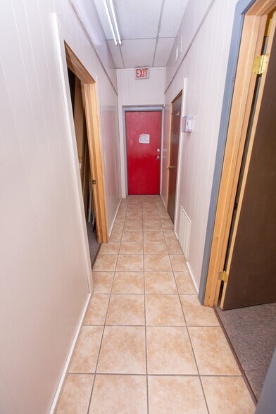 More Photos Of 219 Norris Ave, McCook Storefront For Sale