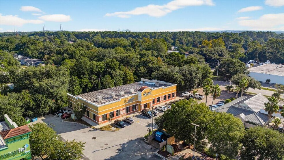 More Photos Of 7645 Merrill Rd, Jacksonville Freestanding For Lease