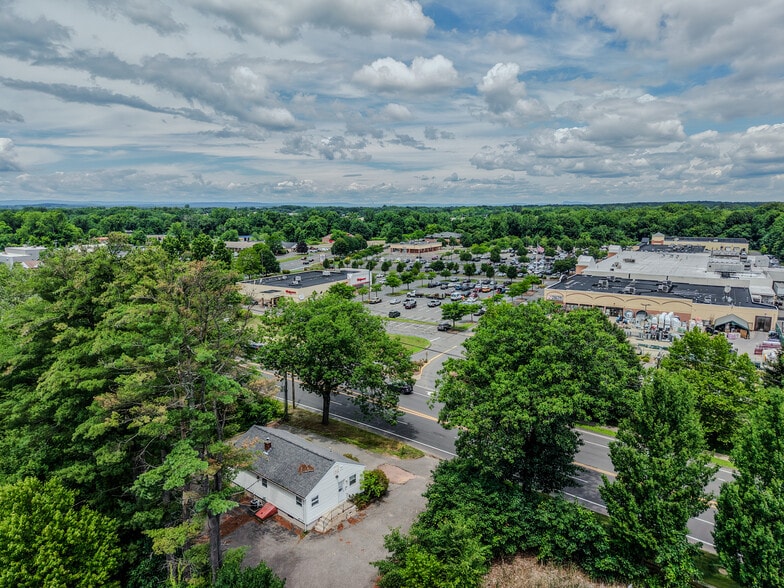 More Photos Of 88 Hazard Ave, Enfield Office For Sale