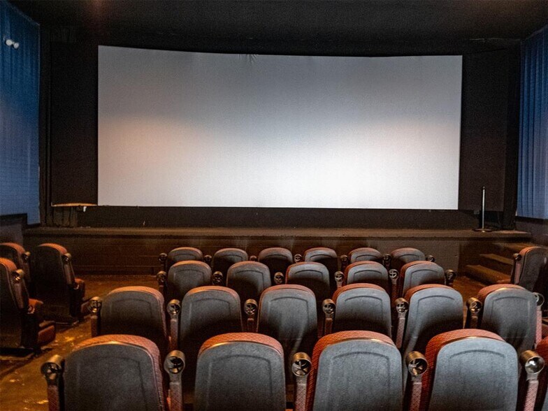 More Photos Of 1110 Stothers Ave, Seminole Theater Concert Hall For Sale