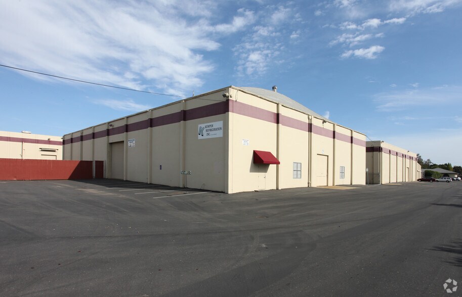 More Photos Of 1 Wine Master Way, Lodi Warehouse For Lease