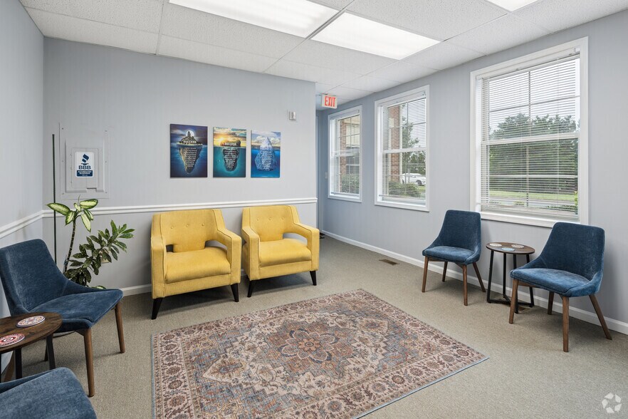 More Photos Of 3920 Plank Rd, Fredericksburg Office Residential For Sale