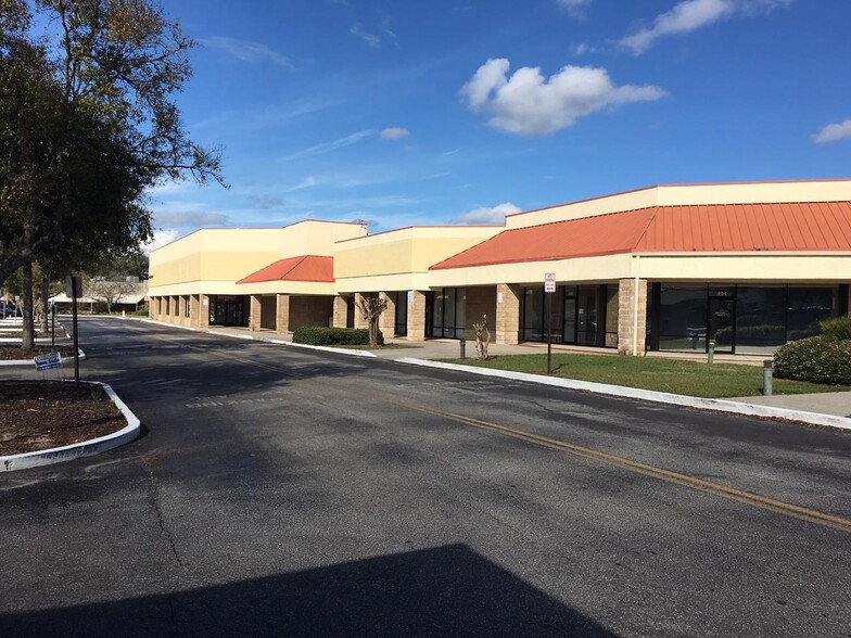 Primary Photo Of 1601 NE 25TH Ave, Ocala Storefront Retail Office For Lease