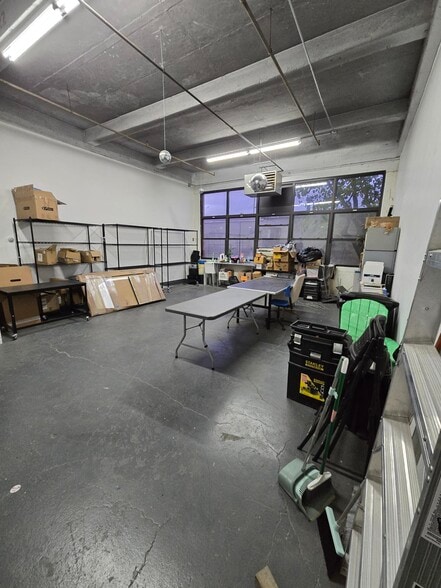 More Photos Of 52-07 Flushing Ave, Maspeth Warehouse For Lease
