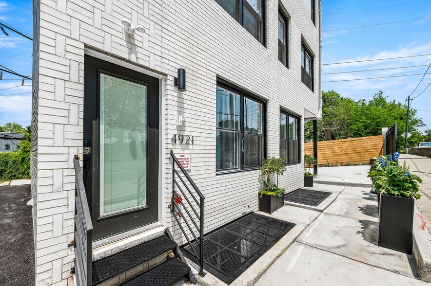More Photos Of 4921 Chester Ave, Philadelphia Multifamily For Sale