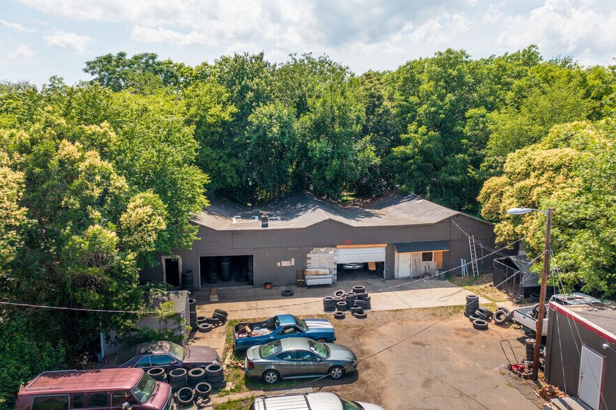 More Photos Of 2625 Tuckaseegee Rd, Charlotte Storefront Retail Office For Sale