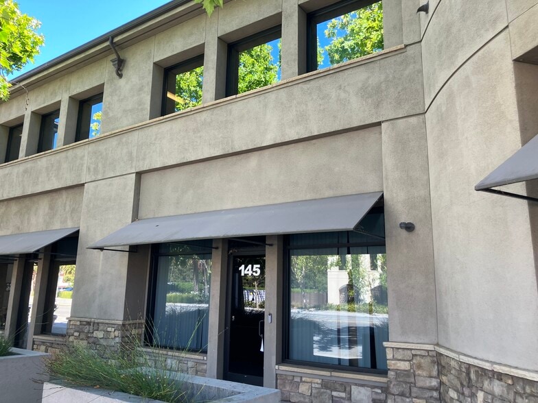 More Photos Of 145 El Camino Real, Menlo Park Storefront Retail Office For Lease