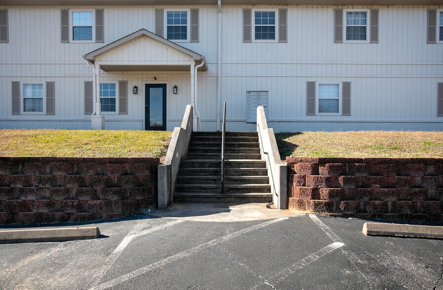 More Photos Of 15632 State Highway 110 S, Whitehouse Medical For Lease