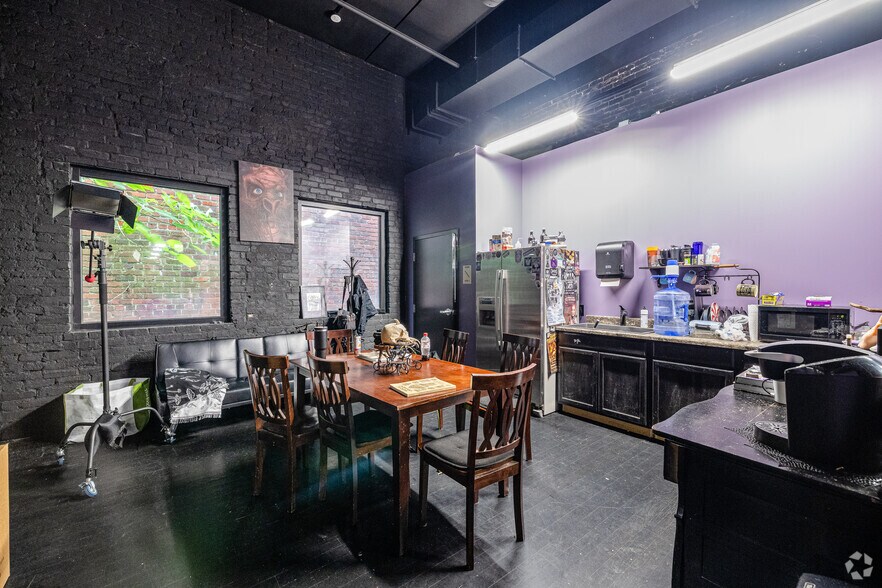 More Photos Of 309-315 E Broad St, Richmond Office Residential For Sale