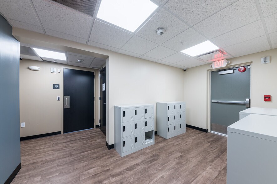 More Photos Of 900 Fairmont Rd, Morgantown Office For Sale