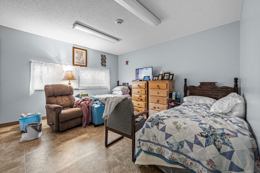 More Photos Of 345 Garfield St, McMinnville Assisted Living For Sale
