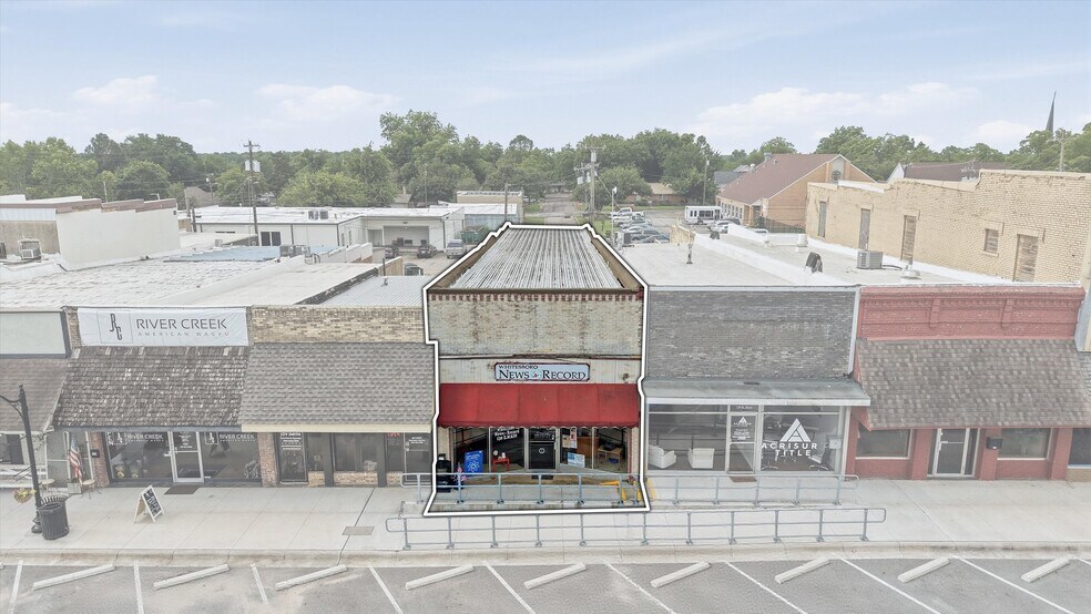 More Photos Of 130 E Main St, Whitesboro Loft Creative Space For Sale