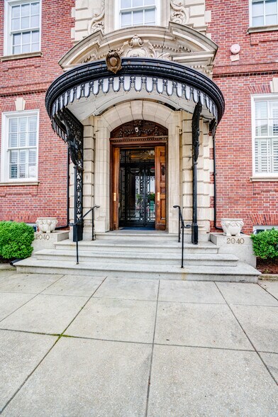 More Photos Of 2040 S St NW, Washington Office For Sale