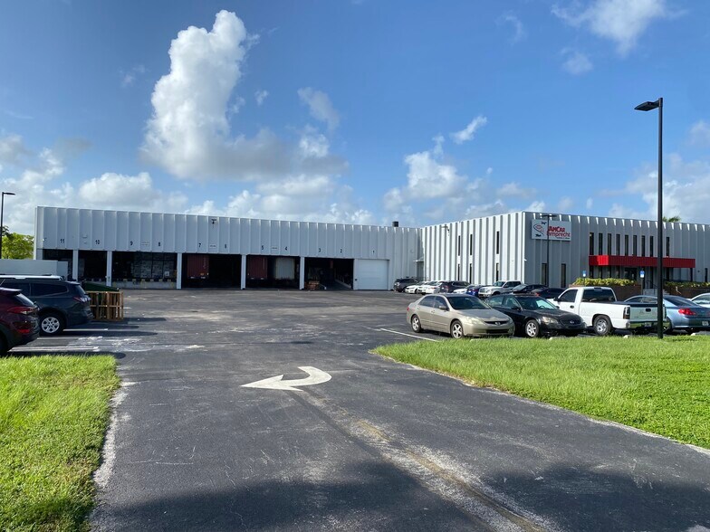 More Photos Of 10100 NW 25th St, Miami Warehouse For Lease