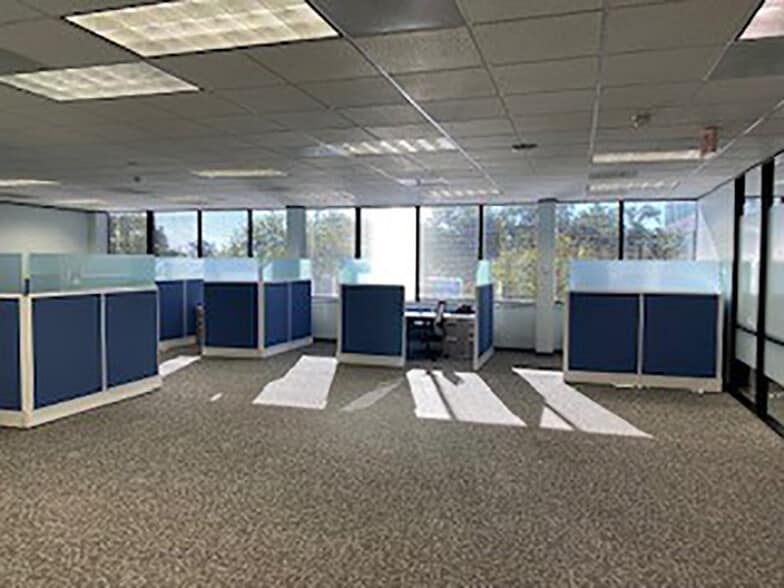 More Photos Of 3409 Executive Center Dr, Austin Unknown For Lease