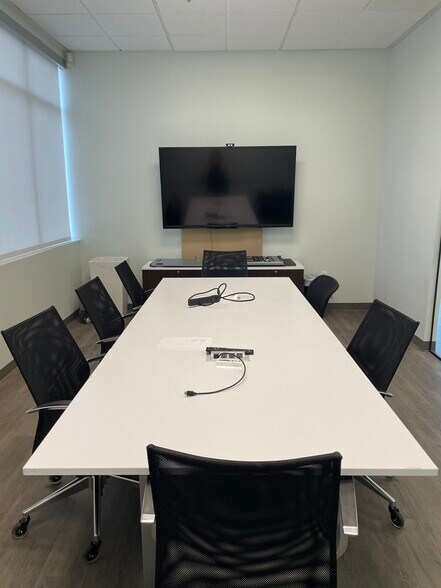 More Photos Of 7465 W Badura Ave, Las Vegas Warehouse For Sale