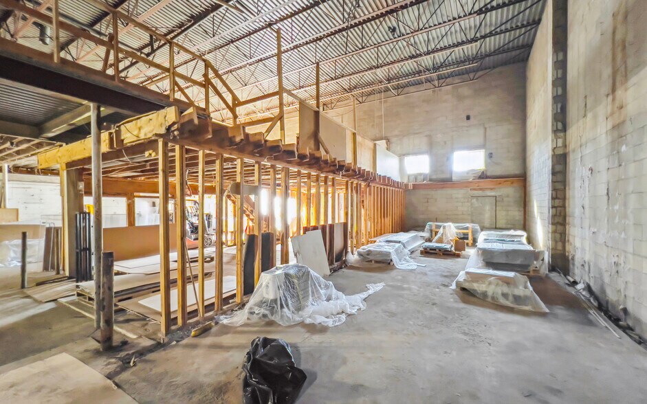 More Photos Of 177 27th St, Brooklyn Warehouse For Sale