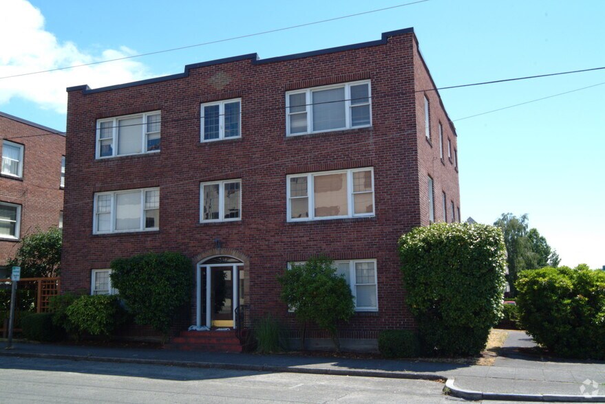 More Photos Of 4319 SW Oregon St, Seattle Apartments For Sale